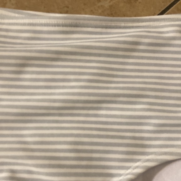 Brynn & Brooke bikini bottoms - Picture 2 of 5